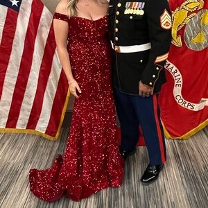 Alora Sequin Maxi Formal Gown - Size medium